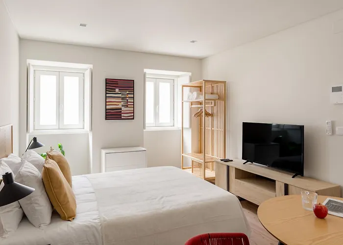 The Retreat, Cozy With Terrace Apartment Lissabon