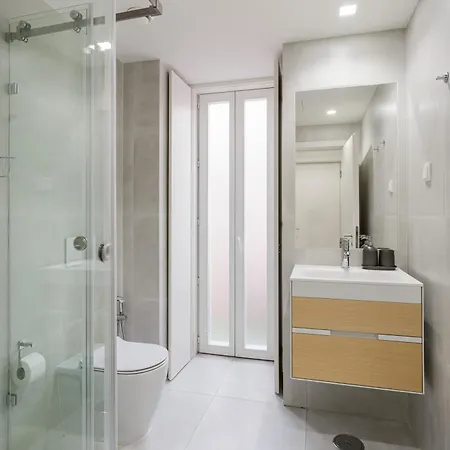 The Retreat, Cozy With Terrace * 리스본